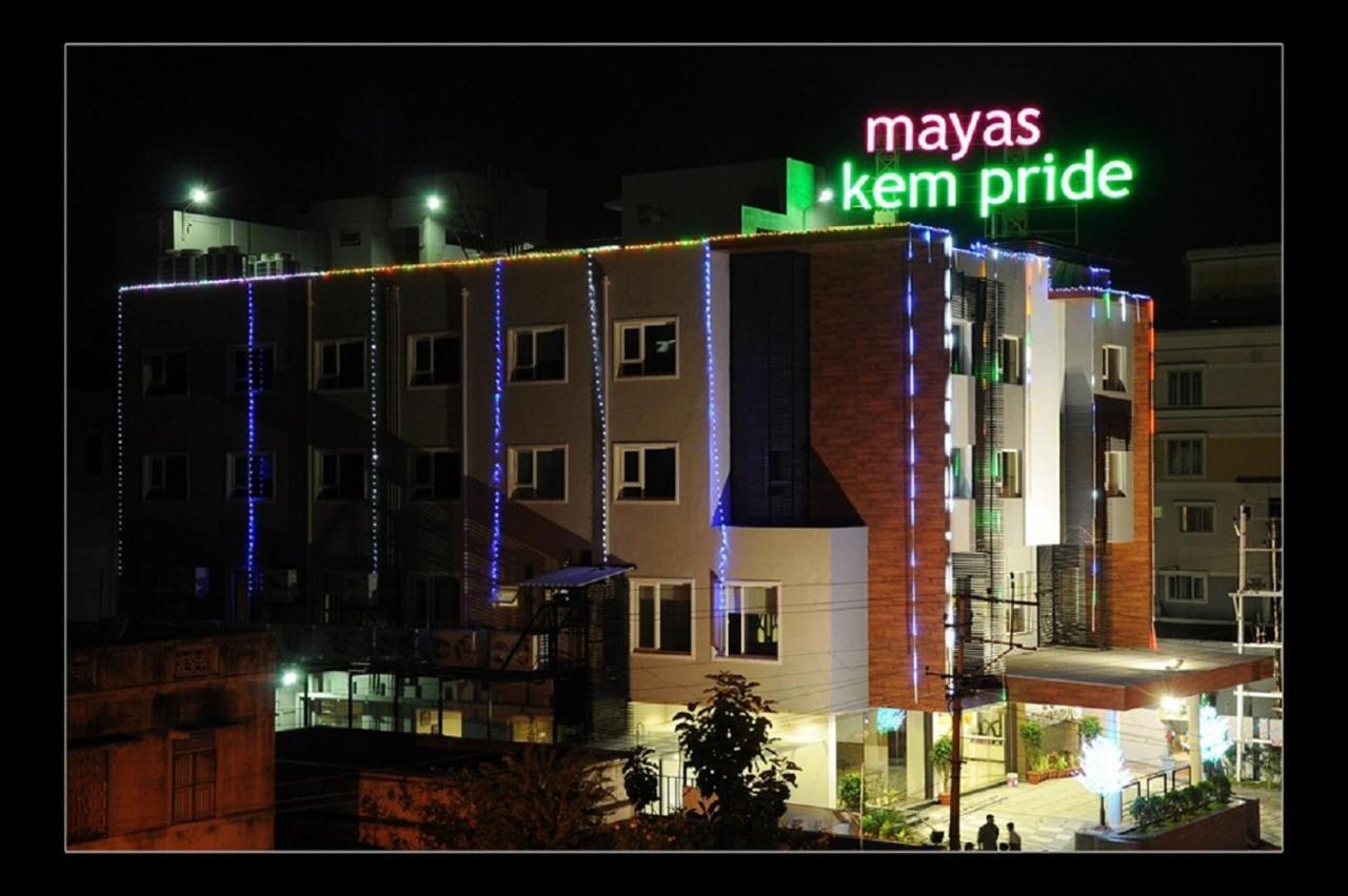 Mayas Kem Pride Hotell Tiruchirappalli Exteriör bild